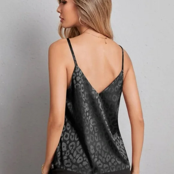 V neck cami tank top jacquard leopard print satin light blue - Picture 12 of 12